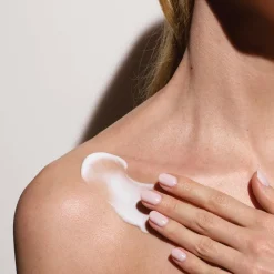 Caudalie The des Vignes Hyaluronic Nourishing Body Lotion