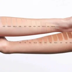 Clarins Skin Illusion Natural Hydrating Foundation SPF15