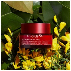 Clarins Super Restorative Day Cream For Very Dry Skin
