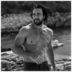 Giorgio Armani Acqua Di Gio Profondo Eau de Parfum Refillable Spray