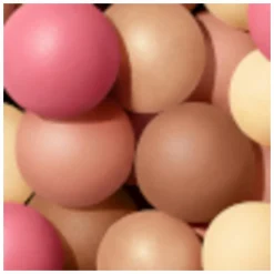 GUERLAIN Meteorites Light-Revealing Pearls of Powder