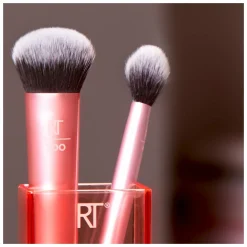 Real Techniques Expert Face Brush