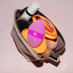 Real Techniques Miracle 2-In-1 Powder Puff + Travel Case