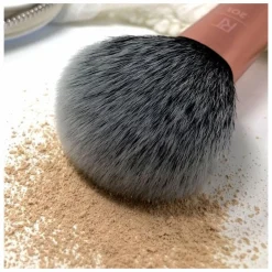 Real Techniques Powder Brush