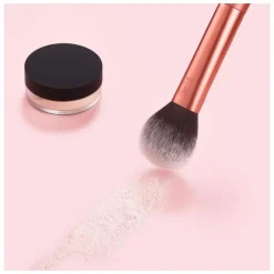 Real Techniques Powder Brush
