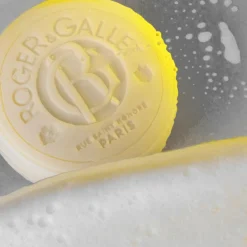 Roger & Gallet Cologne Twist Cleansing Bar