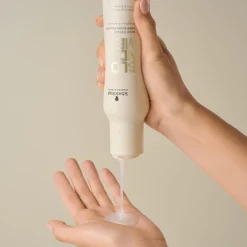 Schwarzkopf Professional BlondMe Bond Repair Nourishing Shampoo