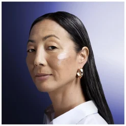 Shiseido Vital Perfection LiftDefine Radiance Night Concentrate Serum