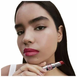 Yves Saint Laurent Loveshine Lipstick